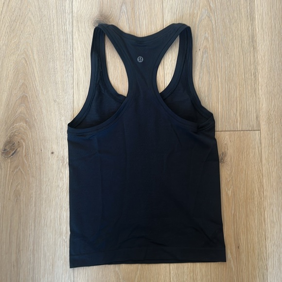 Lululemon Swiftly Tech Tank - Picture 2 of 3